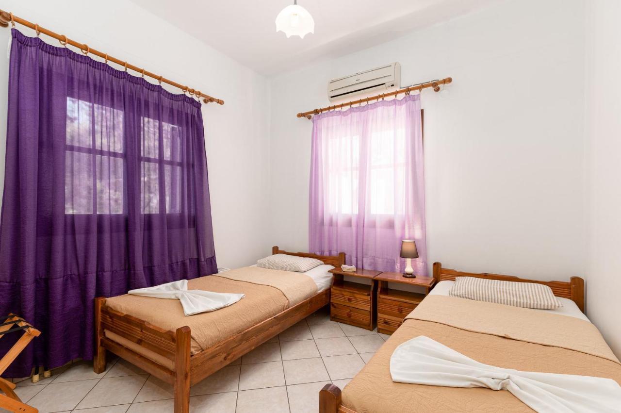Villas Alexandros 칼라마키 외부 사진