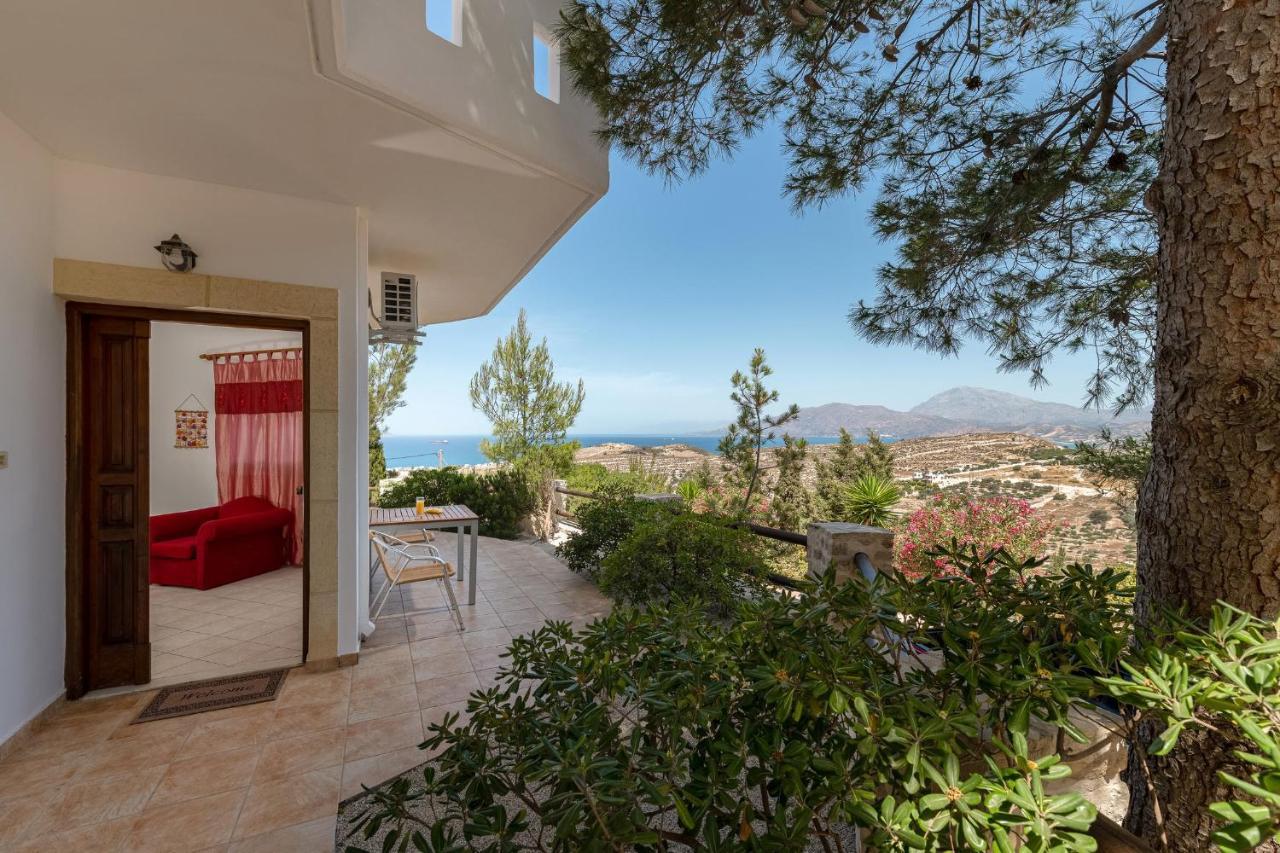 Villas Alexandros 칼라마키 외부 사진