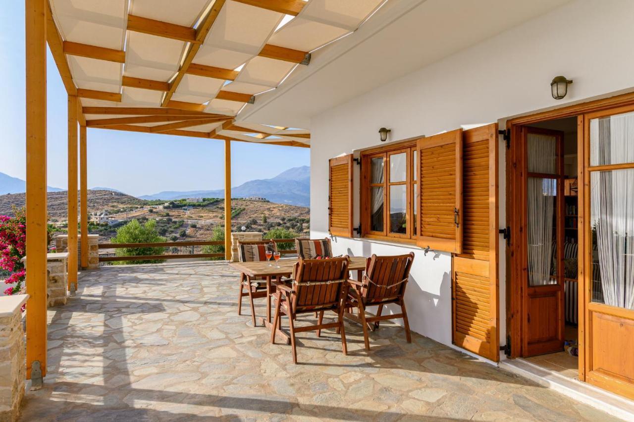 Villas Alexandros 칼라마키 외부 사진