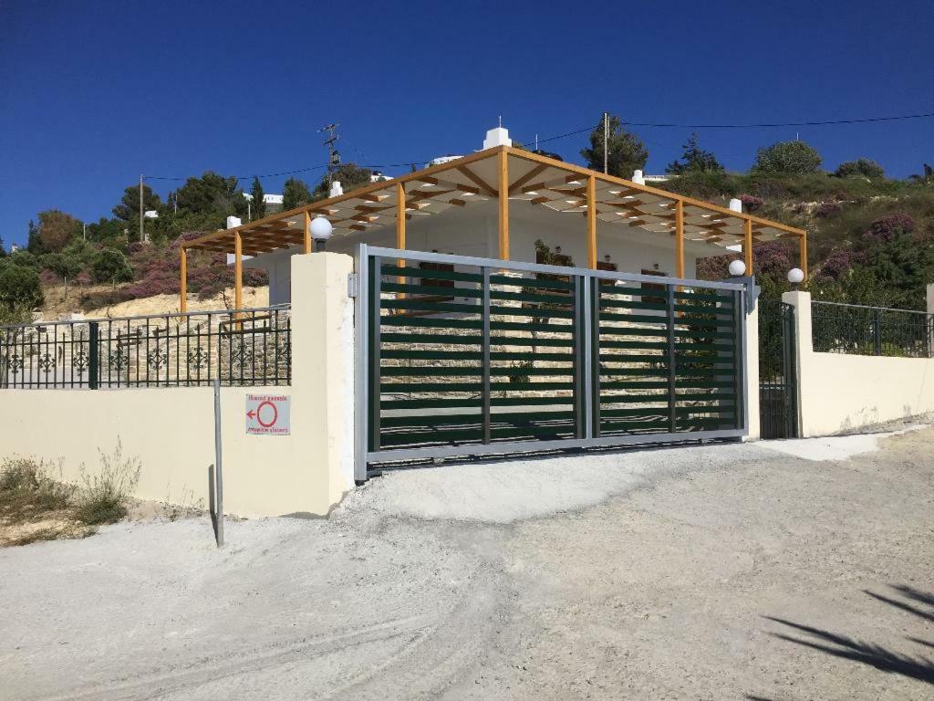Villas Alexandros 칼라마키 외부 사진